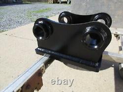 Cat 302 Mini Excavator bucket Ears Adapter Attachment 35MM 6-1/2 C-C