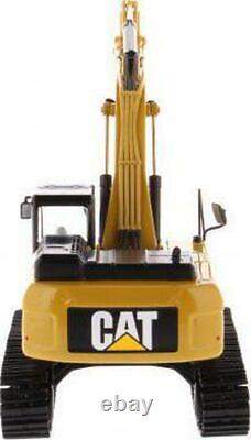Caterpillar 340D Hydraulic Excavator with Operator Core Classics Series 150 Scale