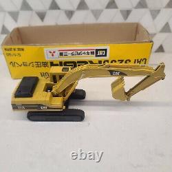 Caterpillar Cat 325B REGA Hydraulic Excavator Power Shovel 1/50 Toy 606 Japan