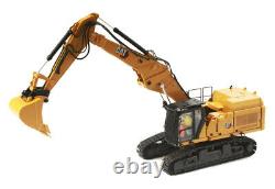 Die Cast Masters Caterpillar 352UH Demolition Excavator 150 85663 with tools