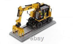 Model Excavator diecast Master Cat M323F Railroad Wheeled Excavator 150
