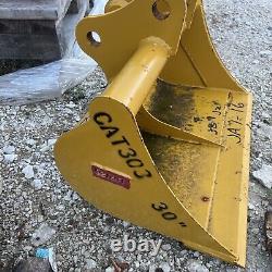 Chat 303 Seau De 30 Pouces Mini Excavateur 40 MM Pins Nouveau Caterpillar
